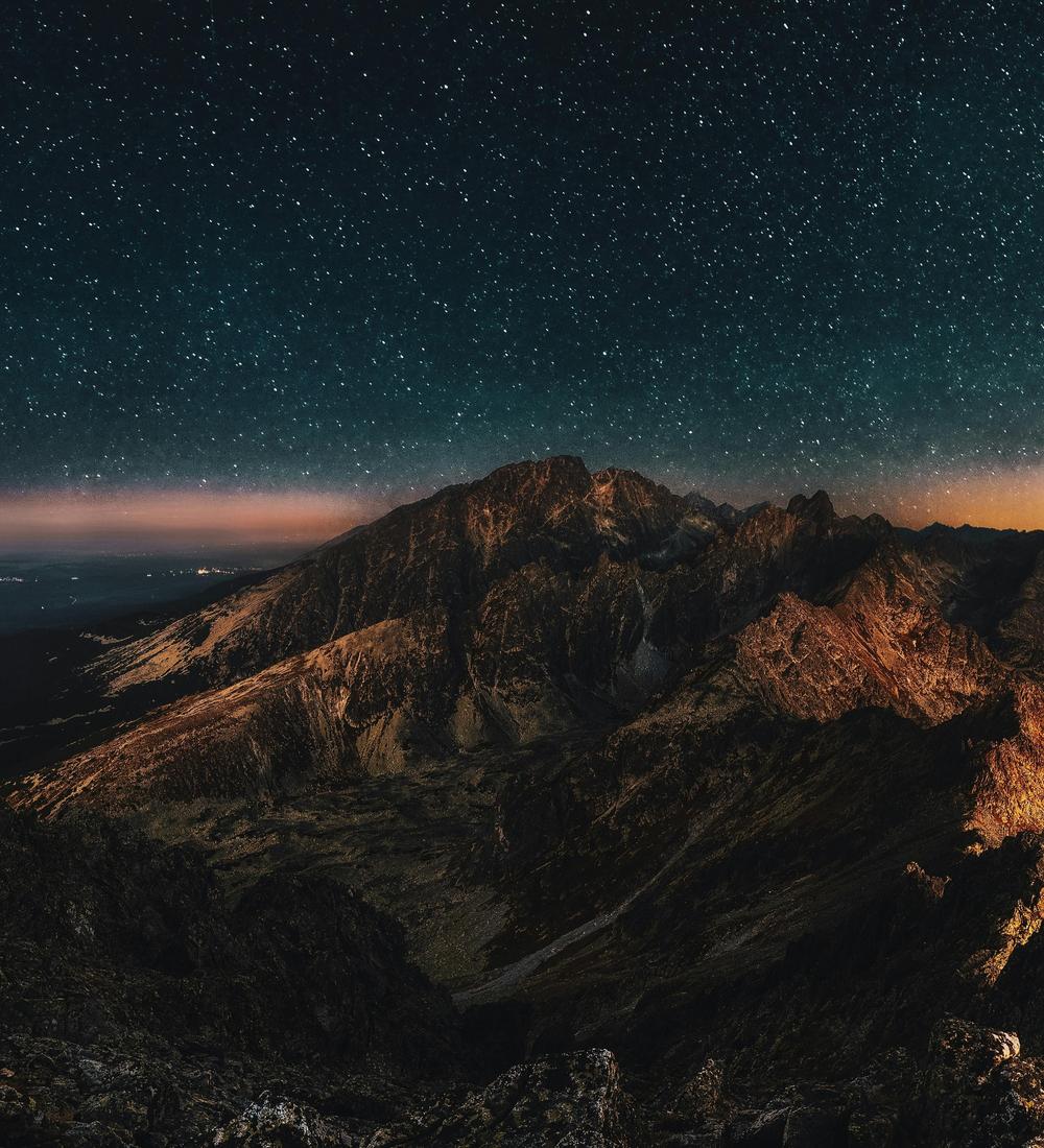 Background for 120 (30 April)