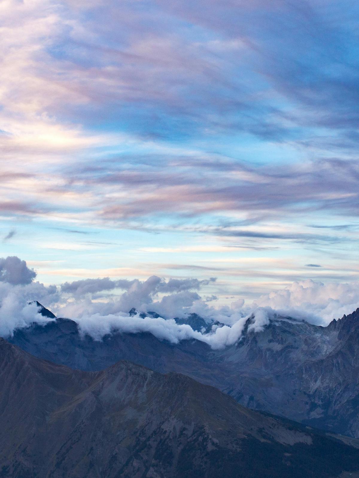 Background for 26 (26 January)