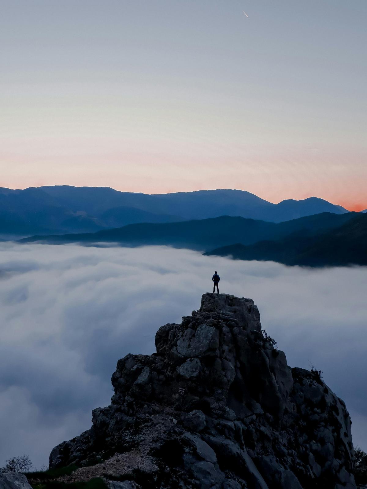 Background for 31 (31 January)