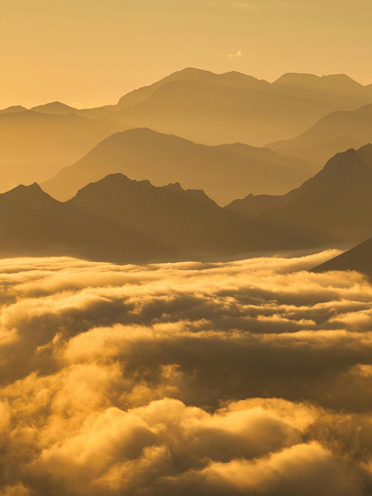 Background for 52 (21 February)