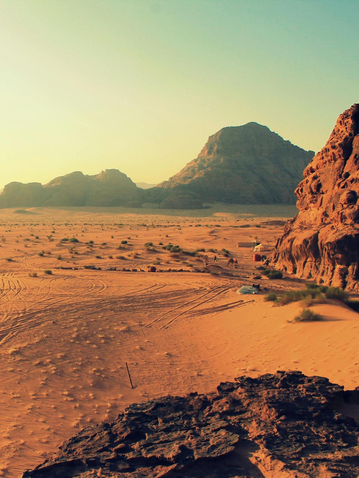 Background for 73 (14 March)