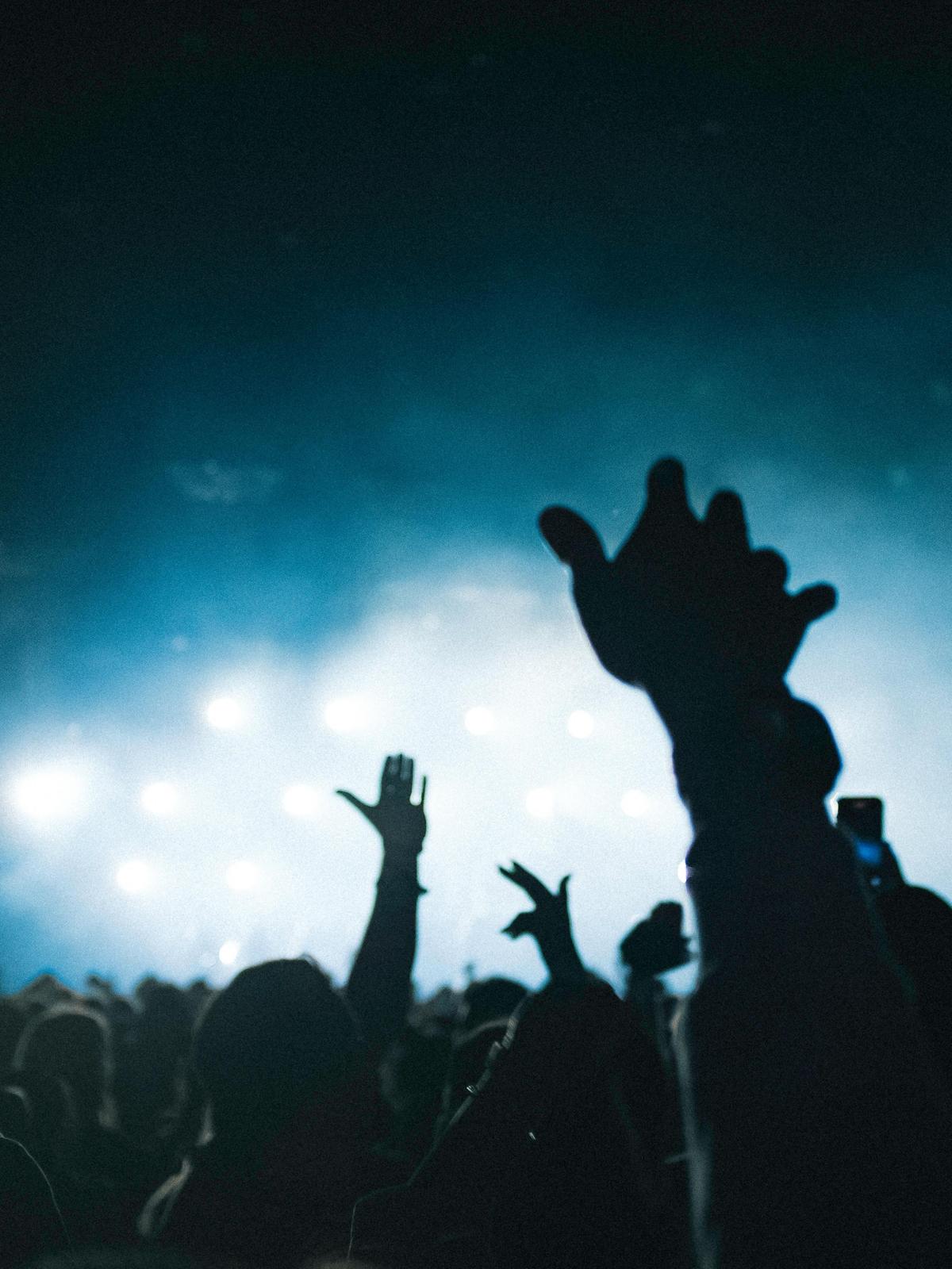 Background for 77 (18 March)