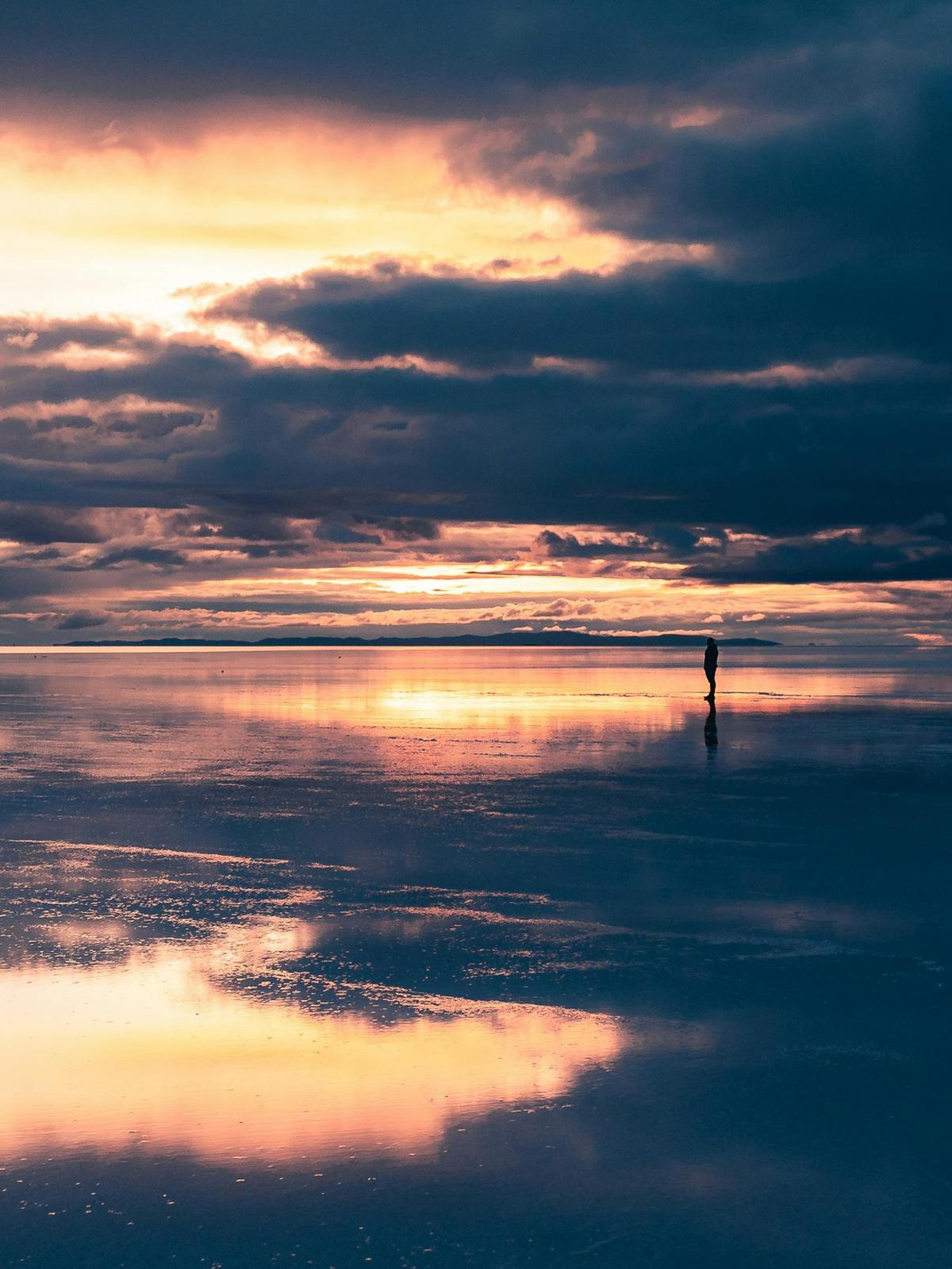 Background for 83 (24 March)