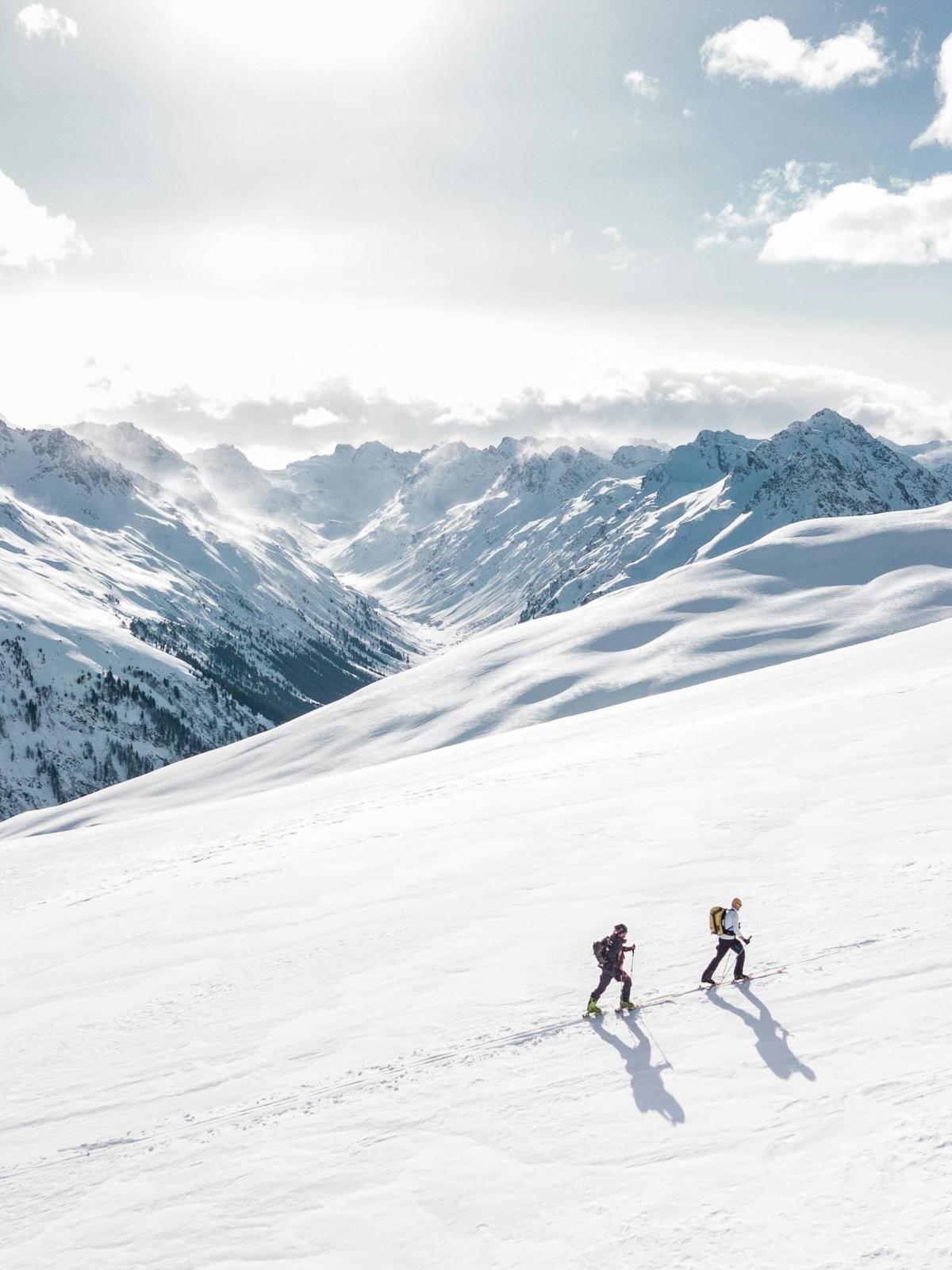 Background for 89 (30 March)