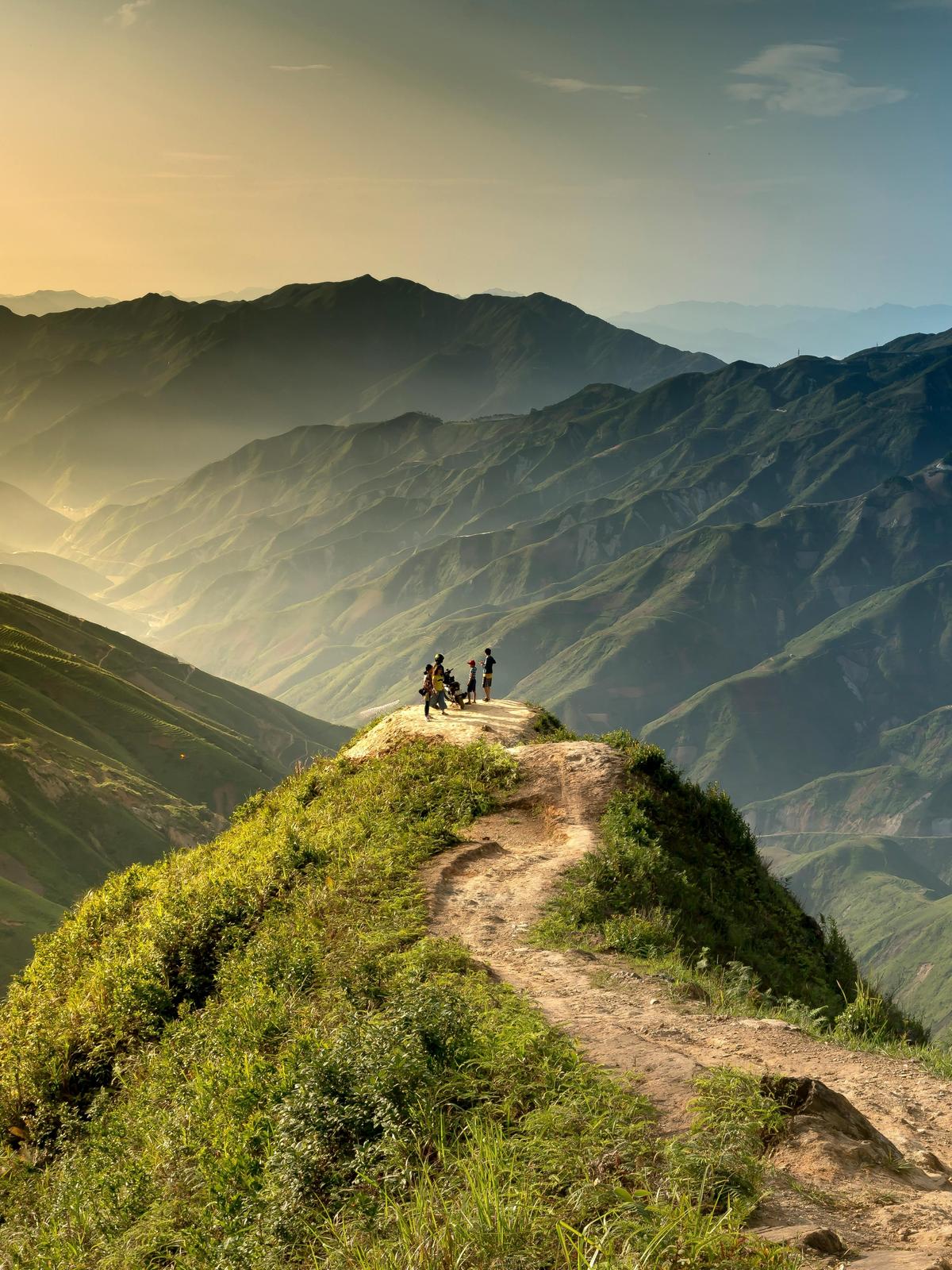 Background for 95 (5 April)