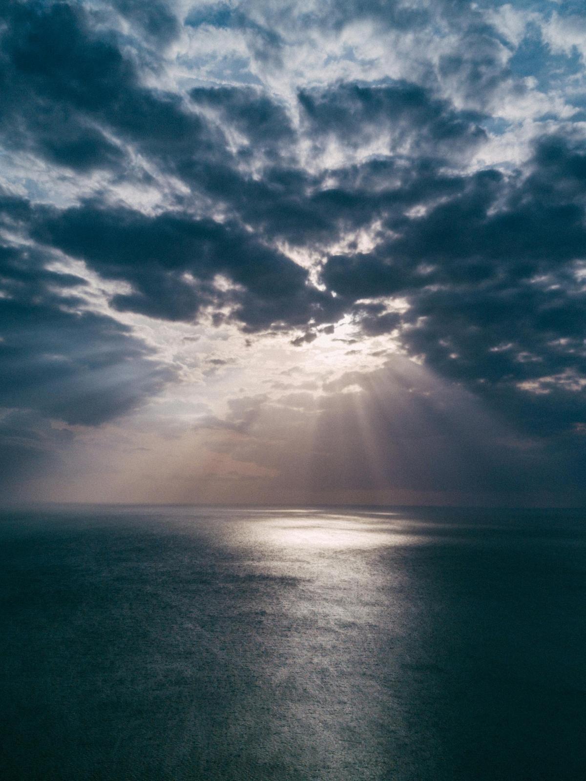 Background for 112 (22 April)