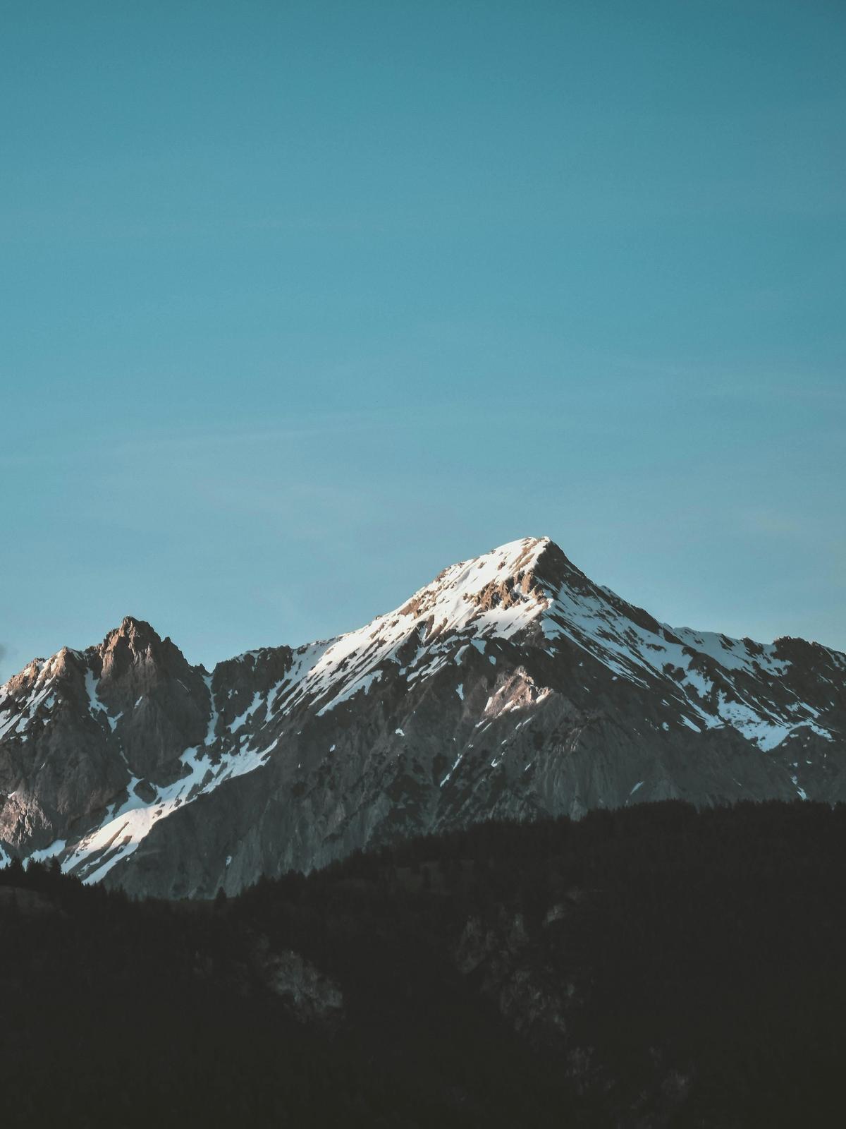 Background for 121 (1 May)