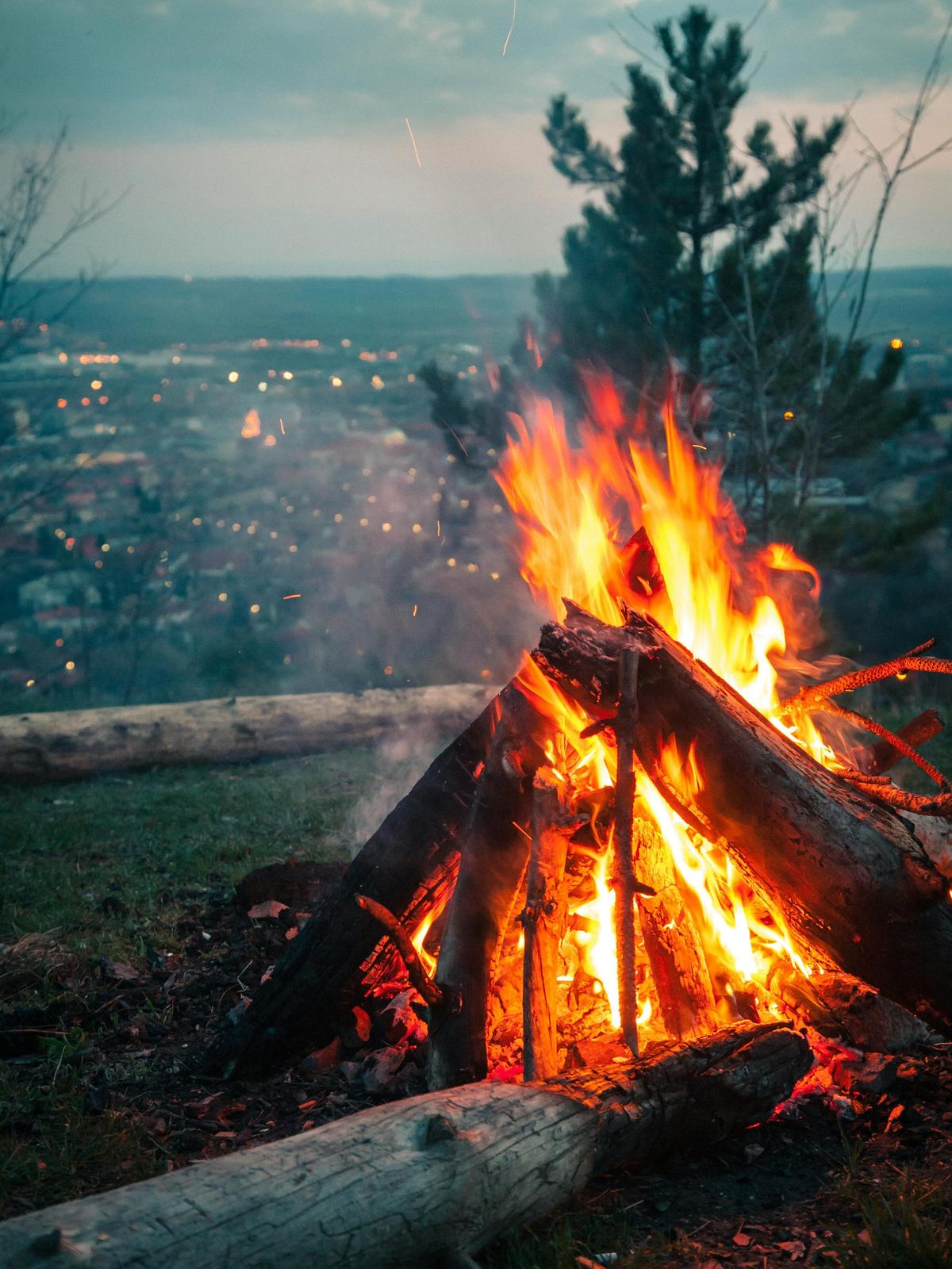 Background for 138 (18 May)