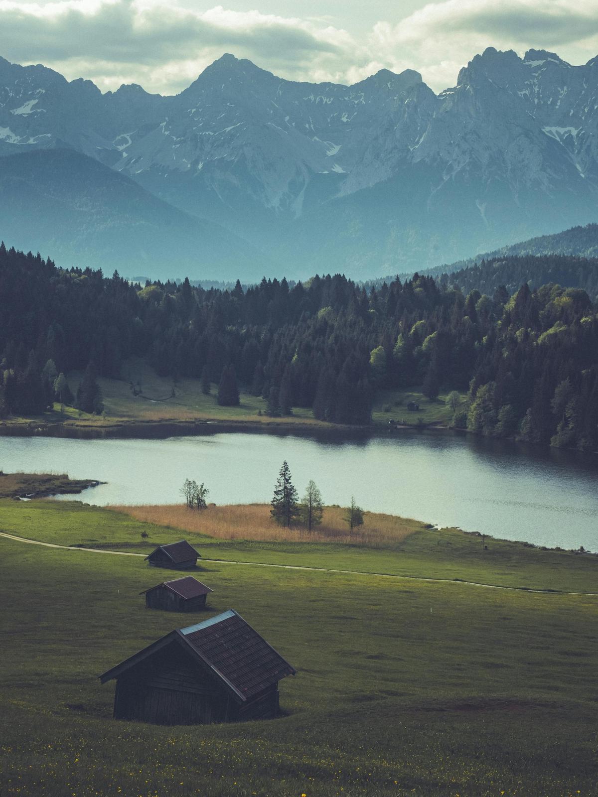 Background for 228 (16 August)