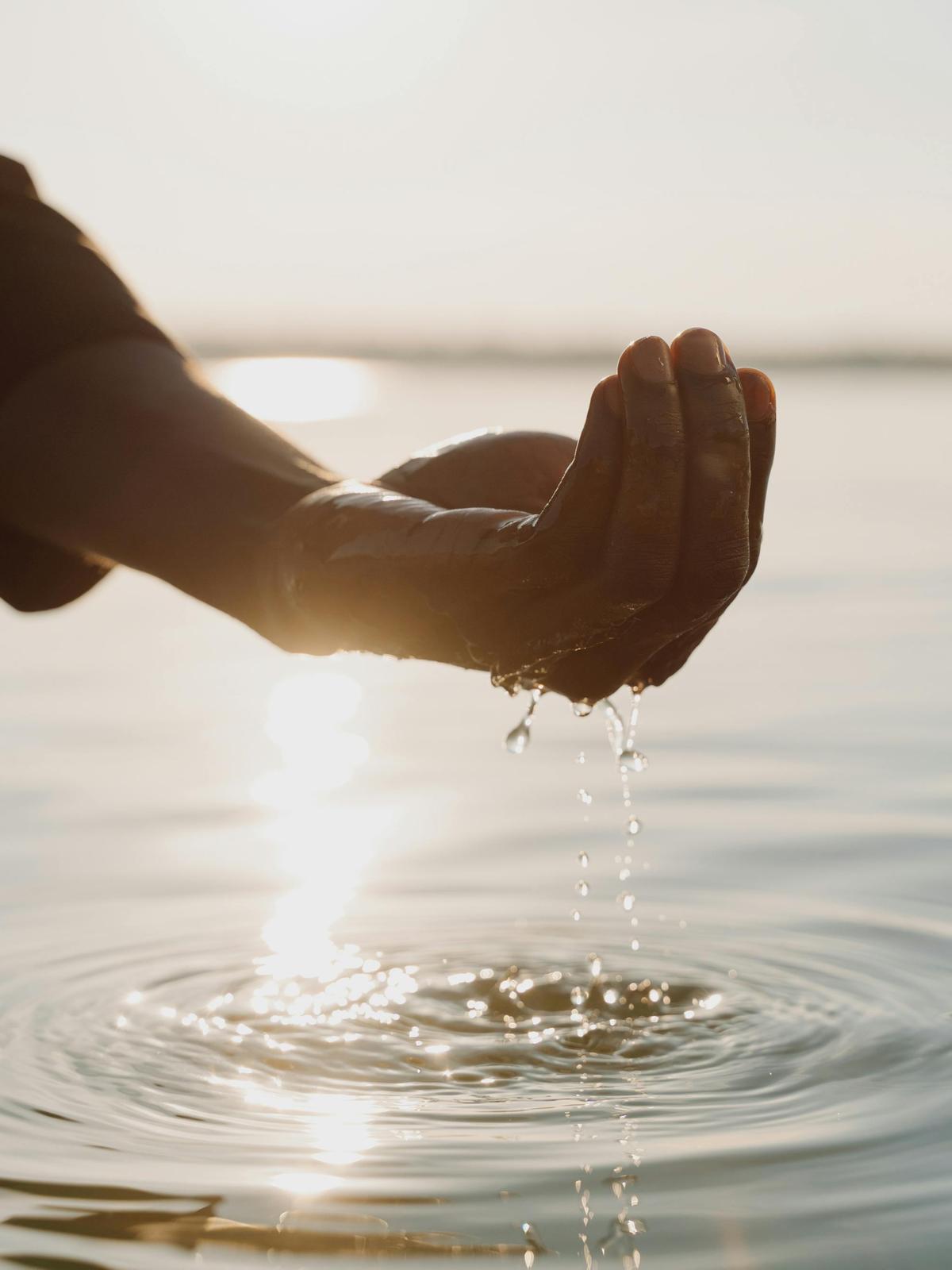 Background for 232 (20 August)