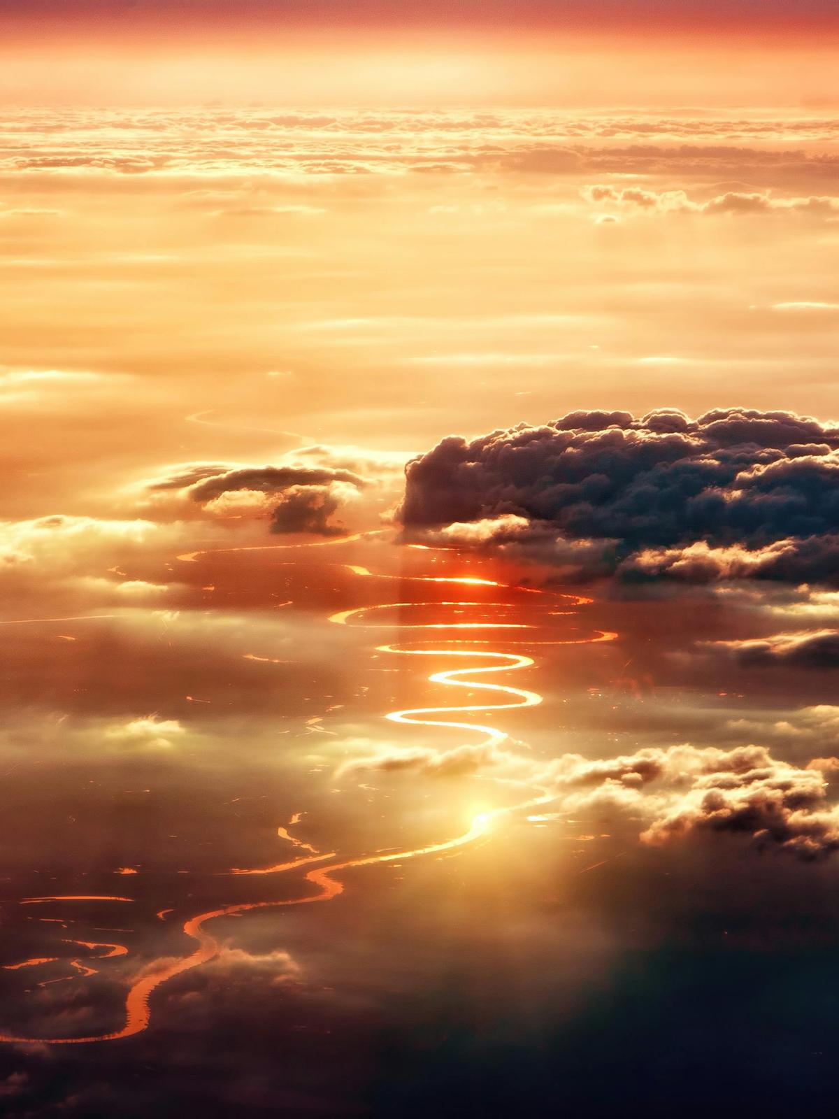 Background for 237 (25 August)