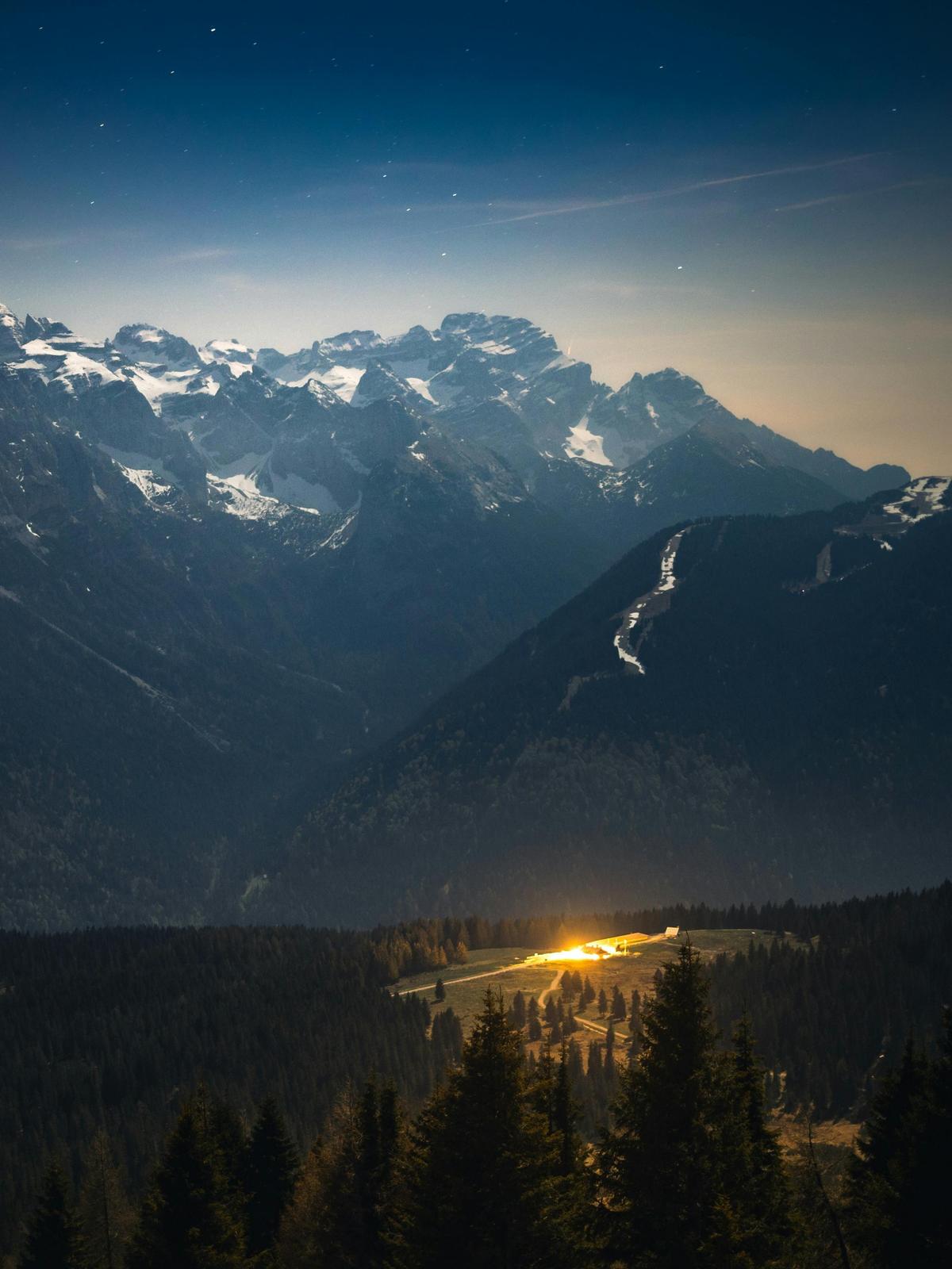 Background for 239 (27 August)